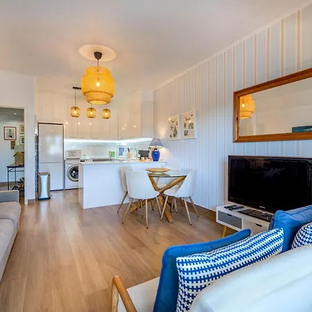 Gomes -free Airco, Wiffi & Swimming Pool- By Bedzy Apartment *