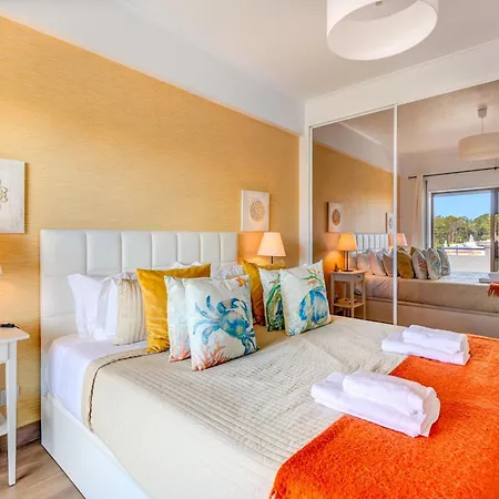 Gomes -free Airco, Wiffi & Swimming Pool- By Bedzy Apartment *