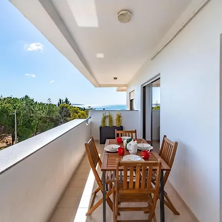 Gomes -free Airco, Wiffi & Swimming Pool- By Bedzy * Porches (Algarve)