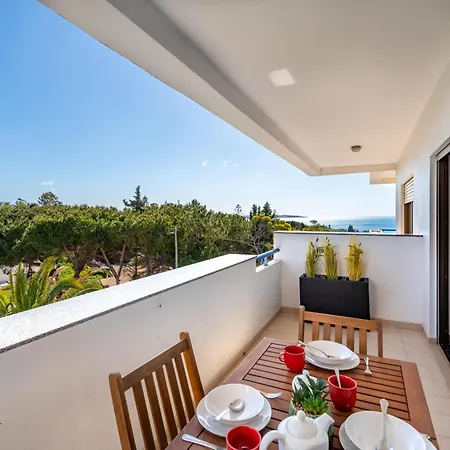 Gomes -free Airco, Wiffi & Swimming Pool- By Bedzy Lägenhet