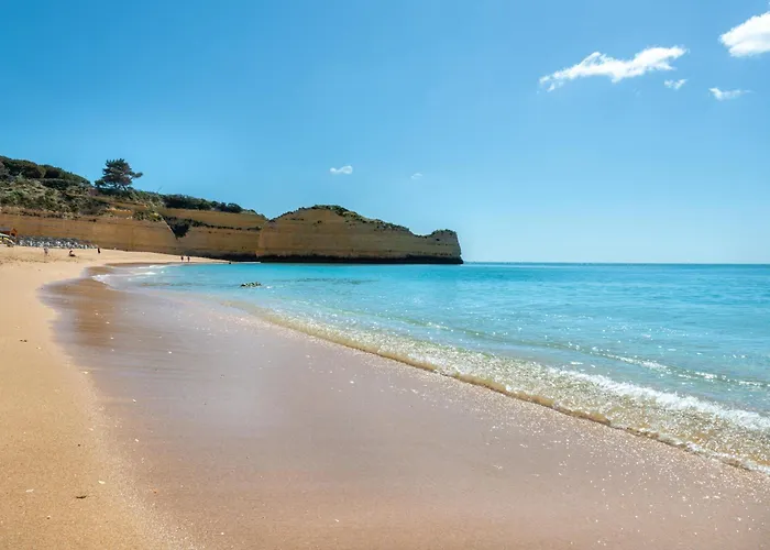 Gomes -free Airco, Wiffi & Swimming Pool- By Bedzy Porches (Algarve)