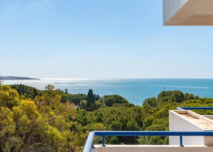 Gomes -free Airco, Wiffi & Swimming Pool- By Bedzy Apartment