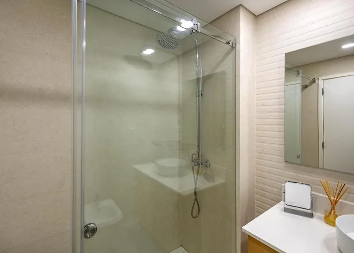 Apartment Gomes -free Airco, Wiffi & Swimming Pool- By Bedzy *