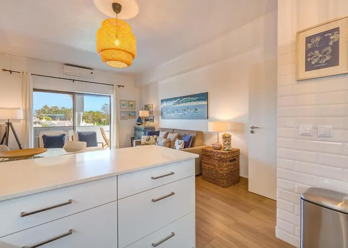 Apartment Gomes -free Airco, Wiffi & Swimming Pool- By Bedzy *