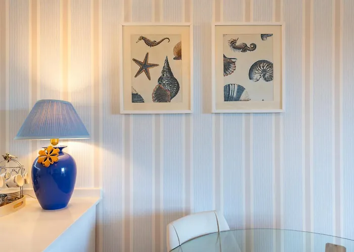 Gomes -free Airco, Wiffi & Swimming Pool- By Bedzy Porches (Algarve)