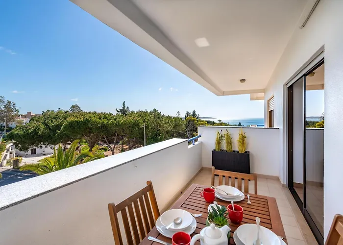 Gomes -free Airco, Wiffi & Swimming Pool- By Bedzy Apartment