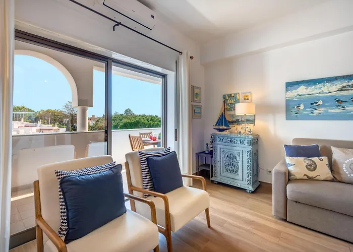Gomes -free Airco, Wiffi & Swimming Pool- By Bedzy Apartment *